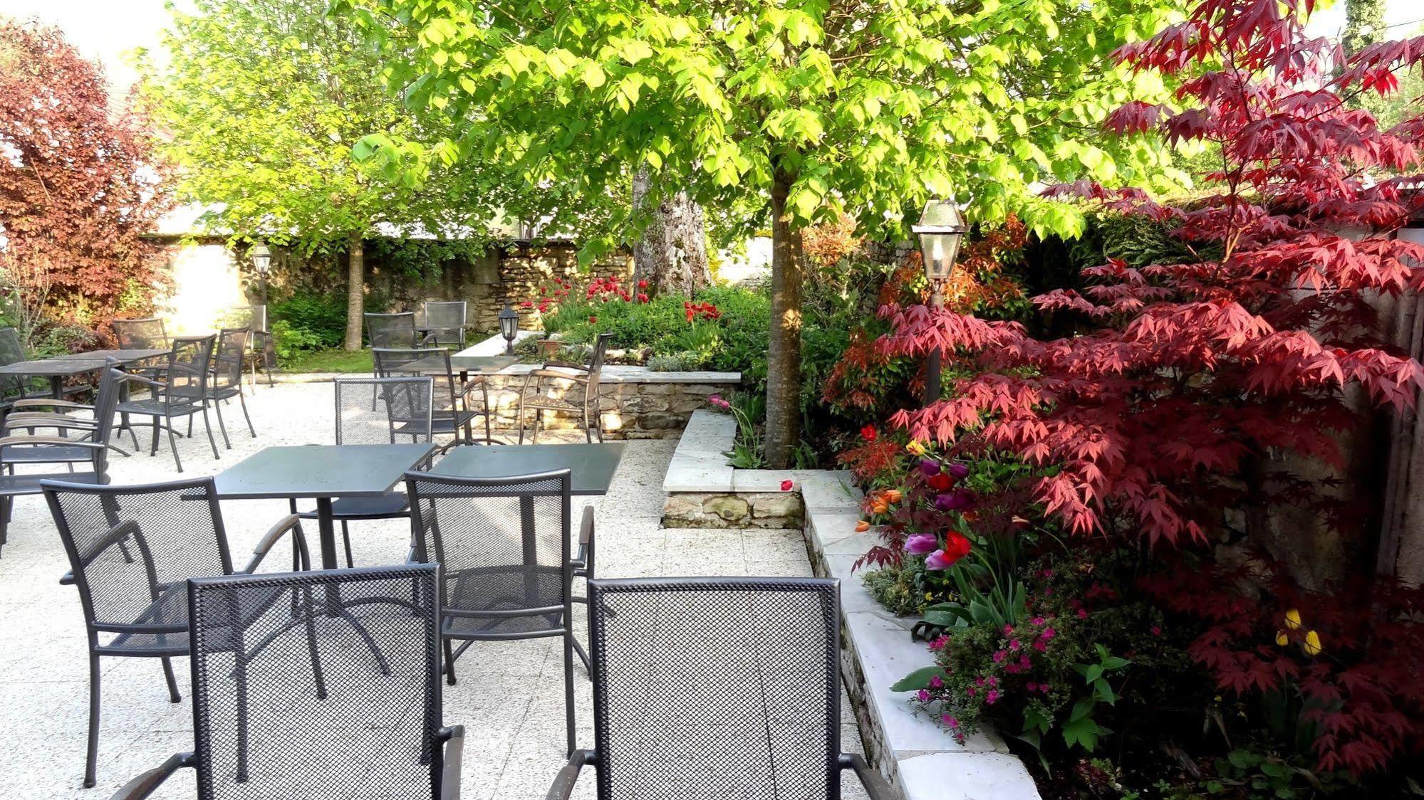 Logis Hotel Calisola Besancon - Soiree Etape Chalezeule Εξωτερικό φωτογραφία